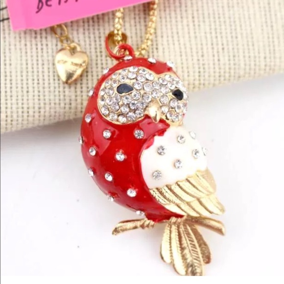 Crystal Red Owl Necklace - Picture 5 of 5